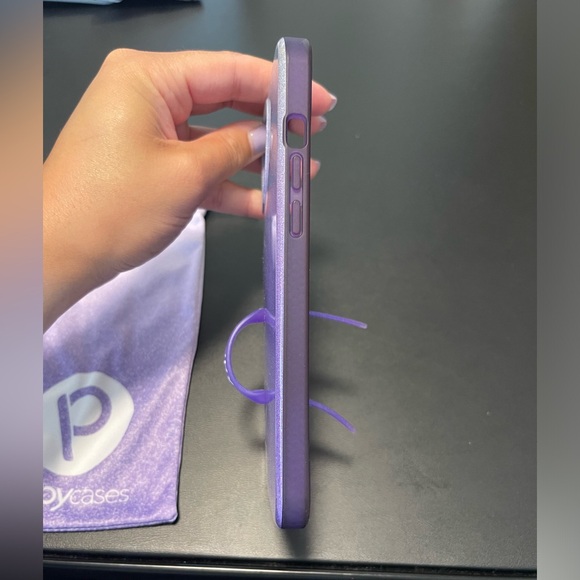 Loopy Case iPhone 12 Pro Max - Picture 7 of 10